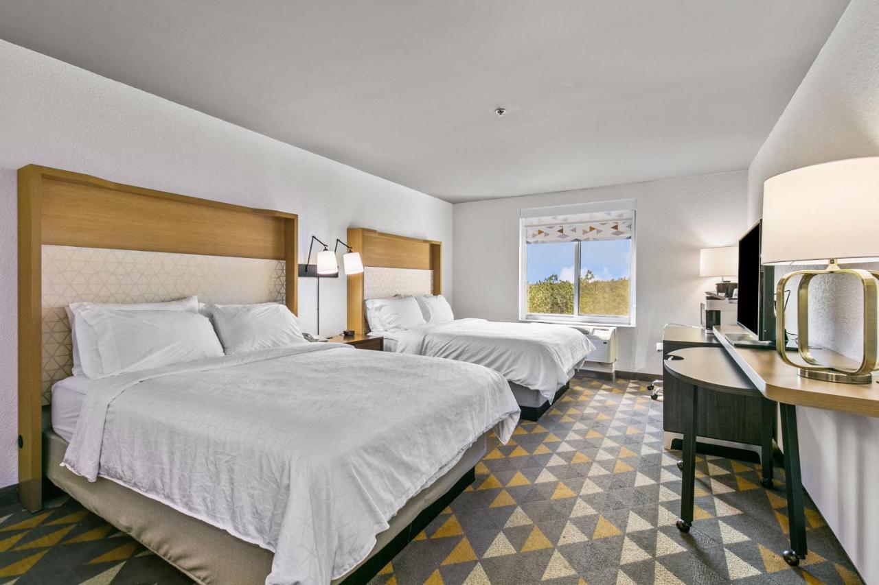 Express & By Ihg