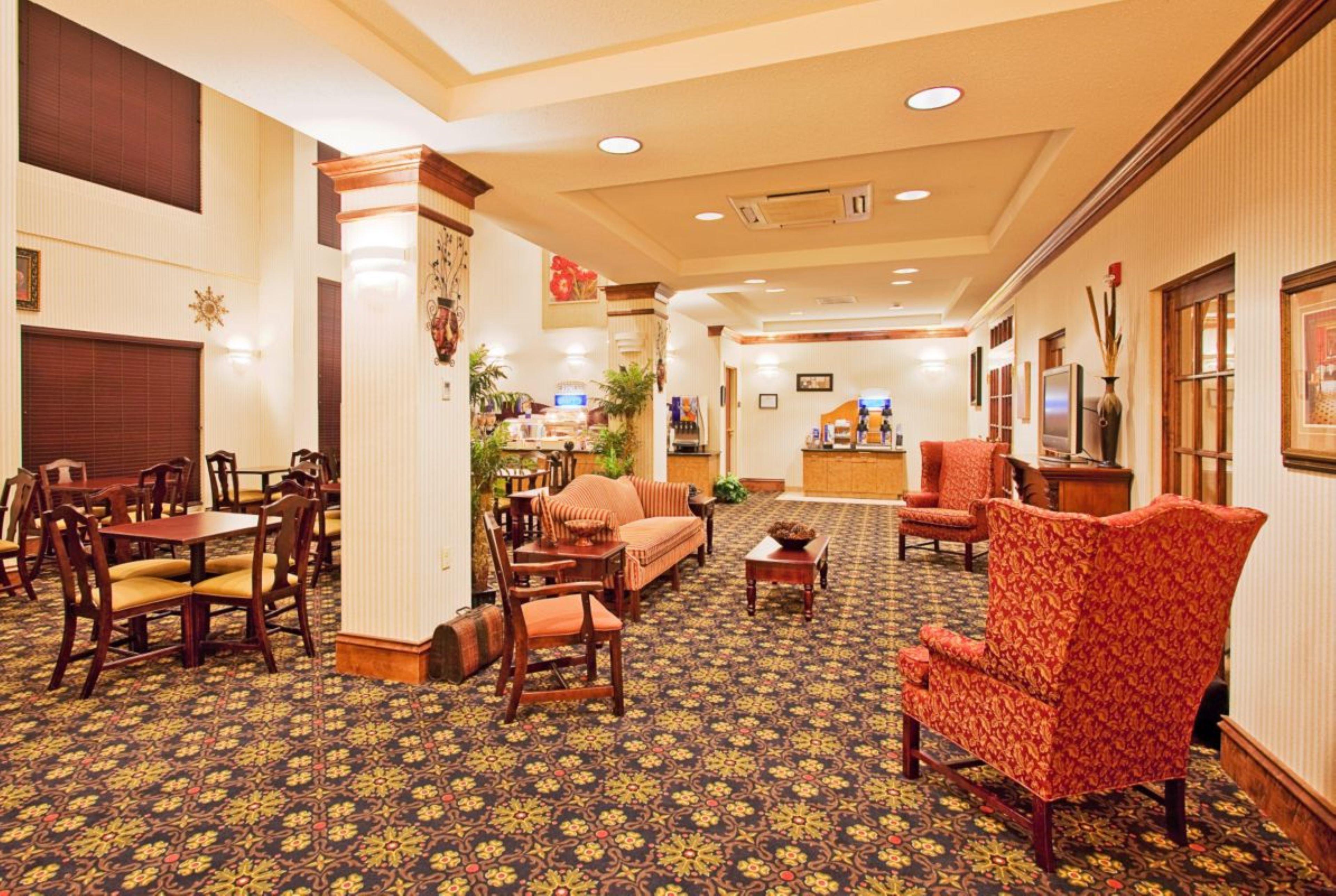 Hotel Express & By Ihg Lucedale