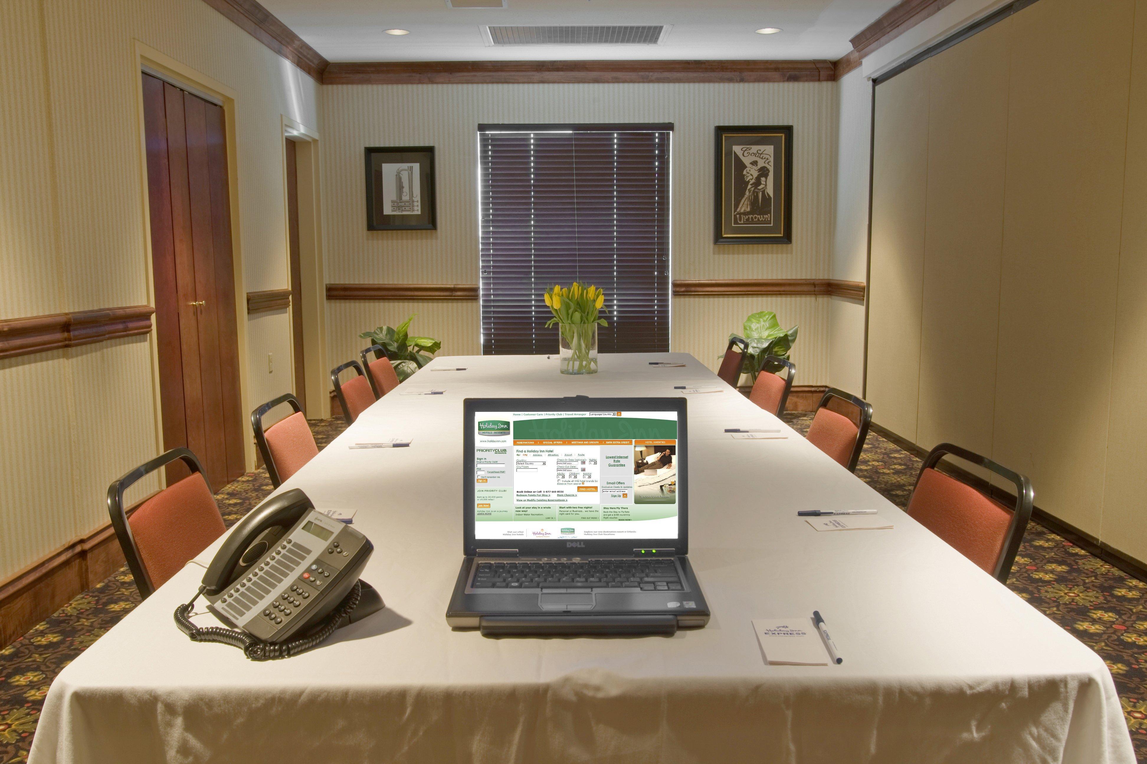 Express & By Ihg 2*